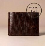 Men’s Textured Leather Coin Wallet with ID Window (Classic Brown)
