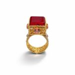 Vintage Royal Ring - Image 11