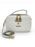 Pearl vanity Handbag