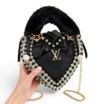 Black Heart Clutch - Image 9