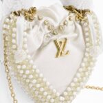 White Heart Clutch - Image 7