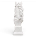 The White Horse - Image 7